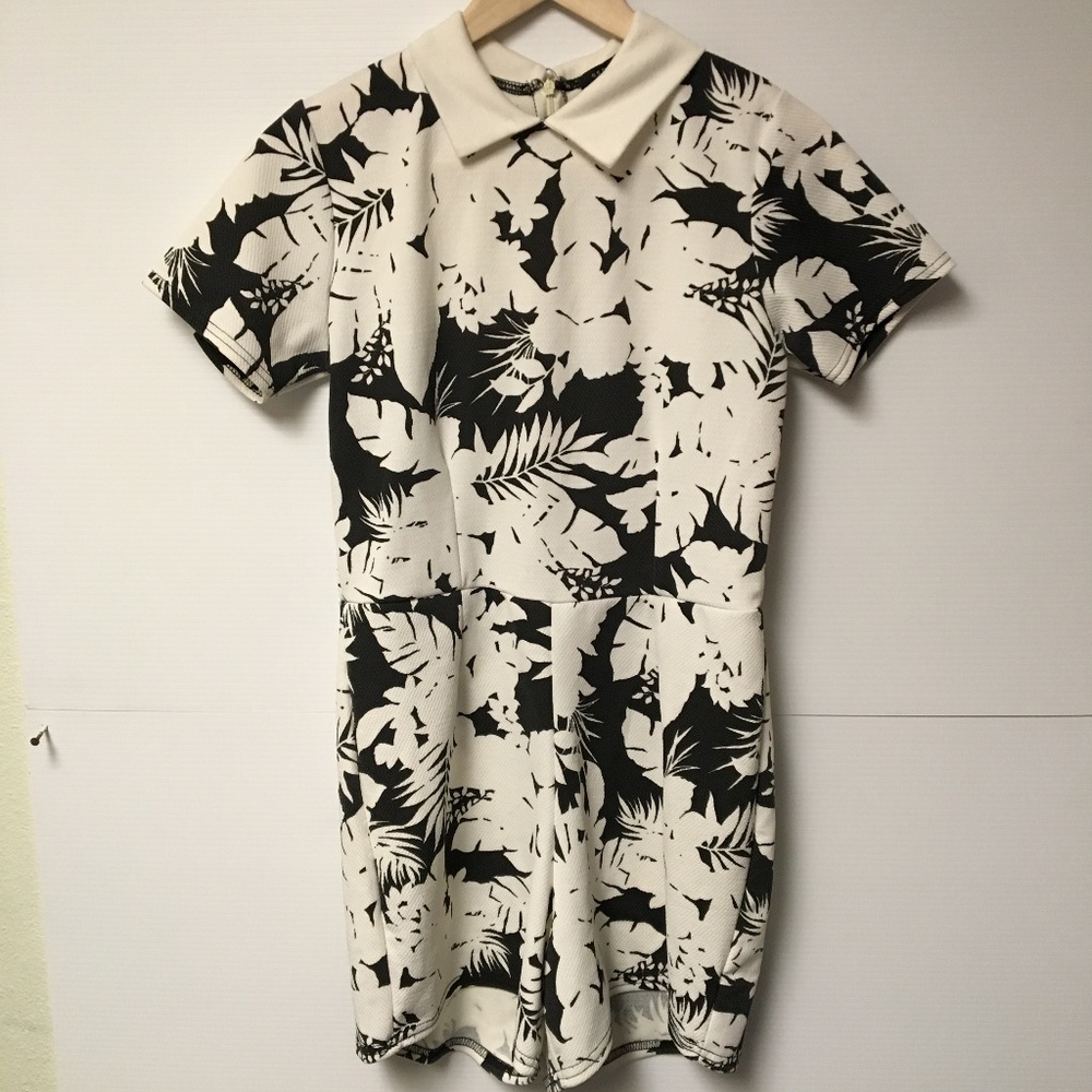 Qed London Romper with Grey/White pattern